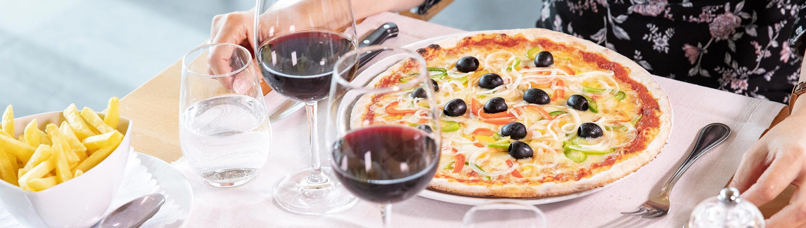 Finden Sie Ihre Lieblingspizza in unserem vielfältigen Angebot!